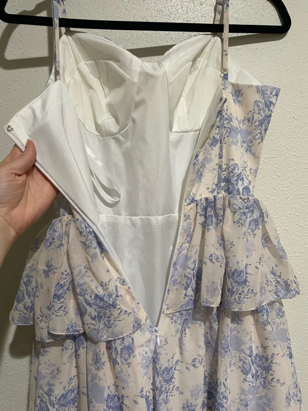 Romantic Blue Floral Tiered Maxi Dress with Spaghetti Straps - Picture 9 of 9